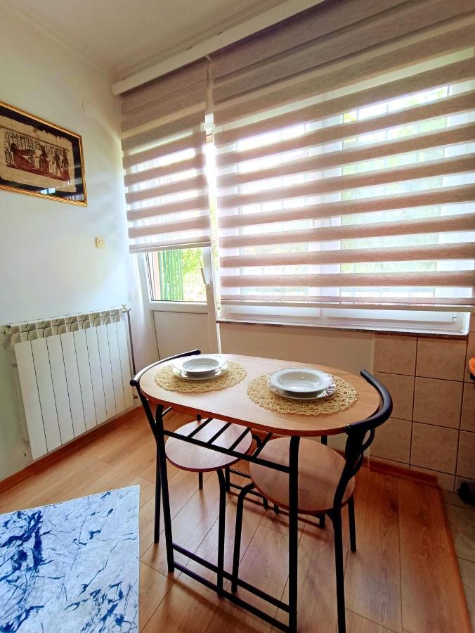 Apartament Garden Free Parking Sarajewo Zewnętrze zdjęcie