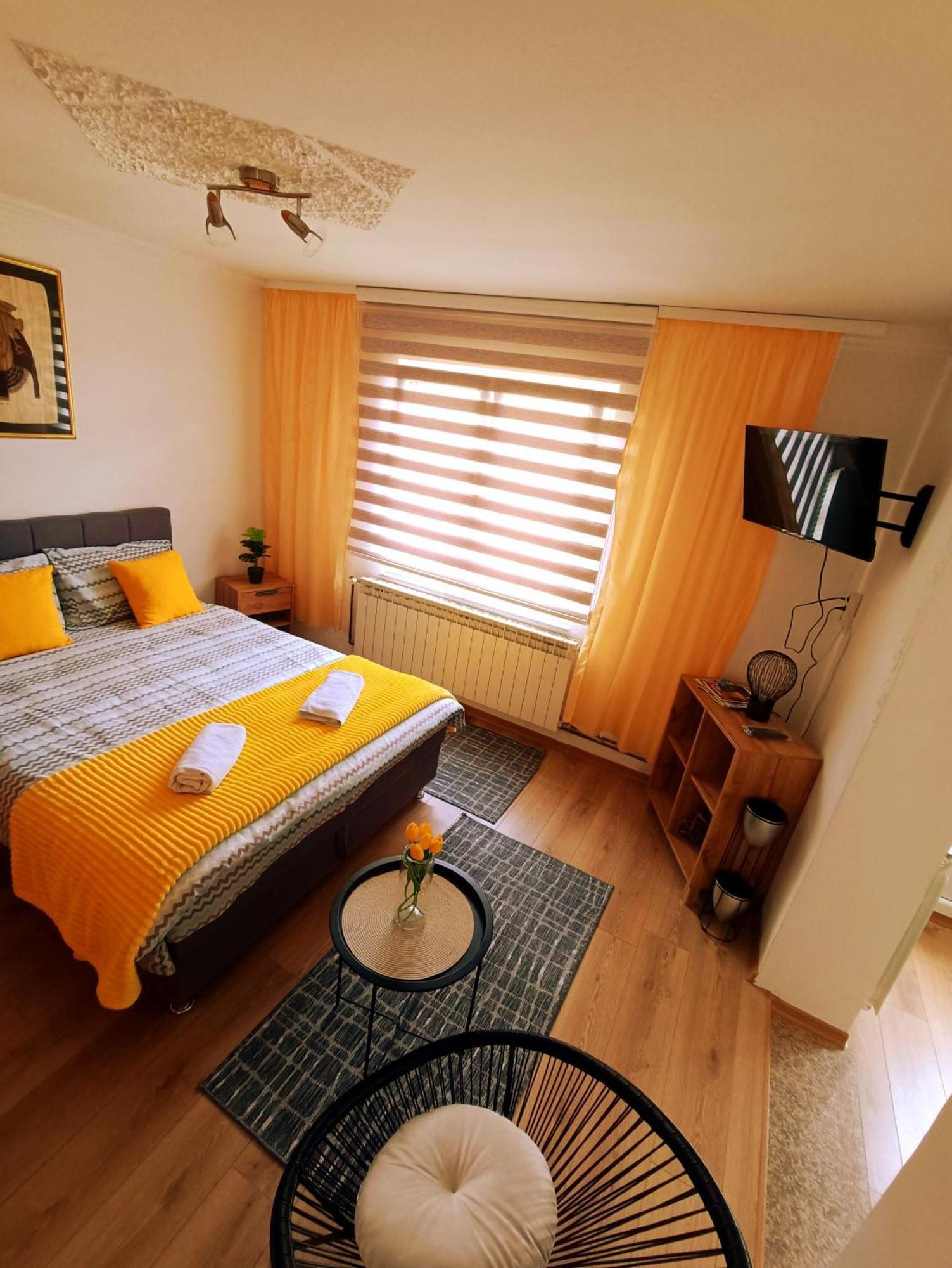 Apartament Garden Free Parking Sarajewo Zewnętrze zdjęcie
