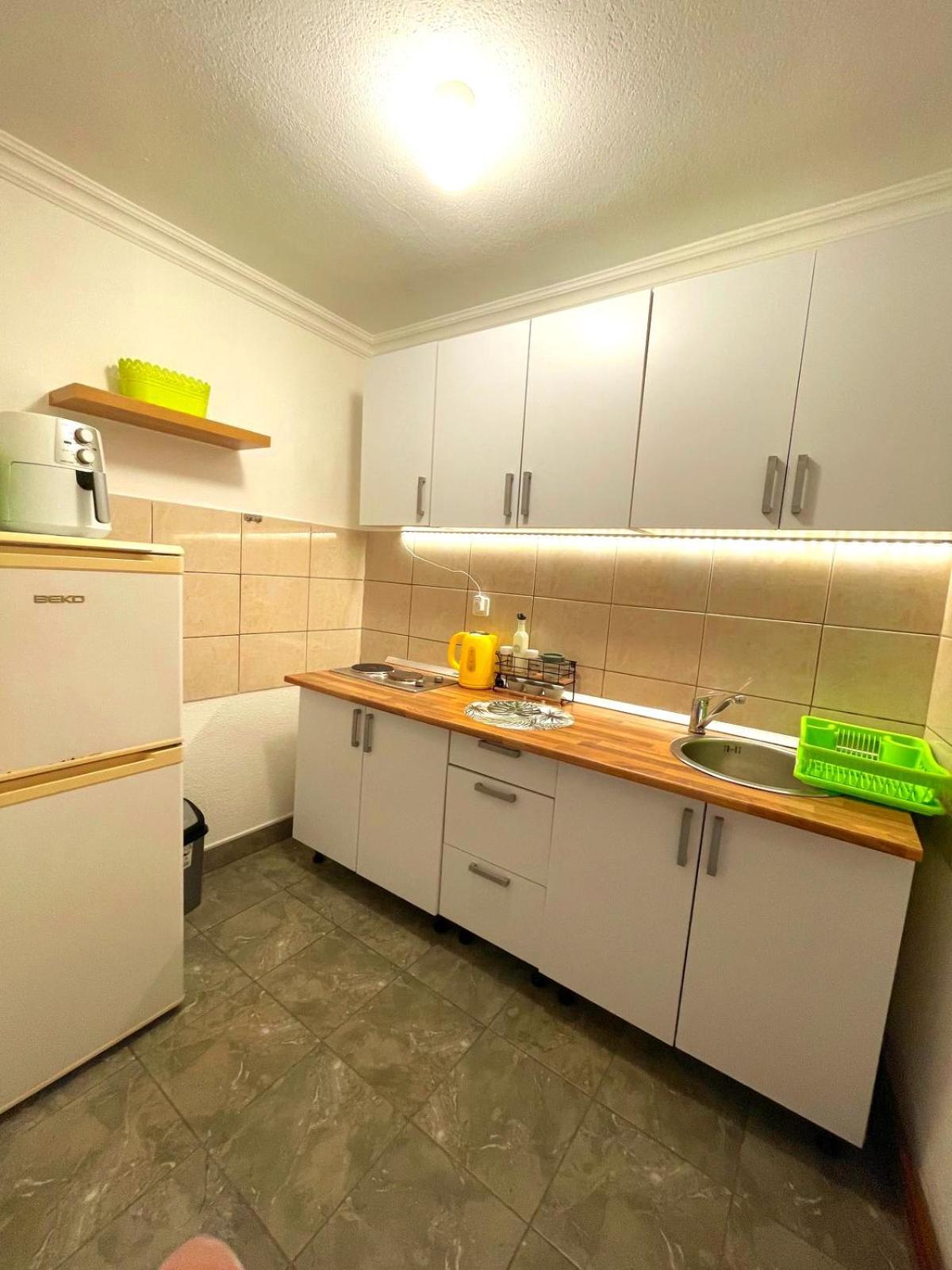 Apartament Garden Free Parking Sarajewo Pokój zdjęcie