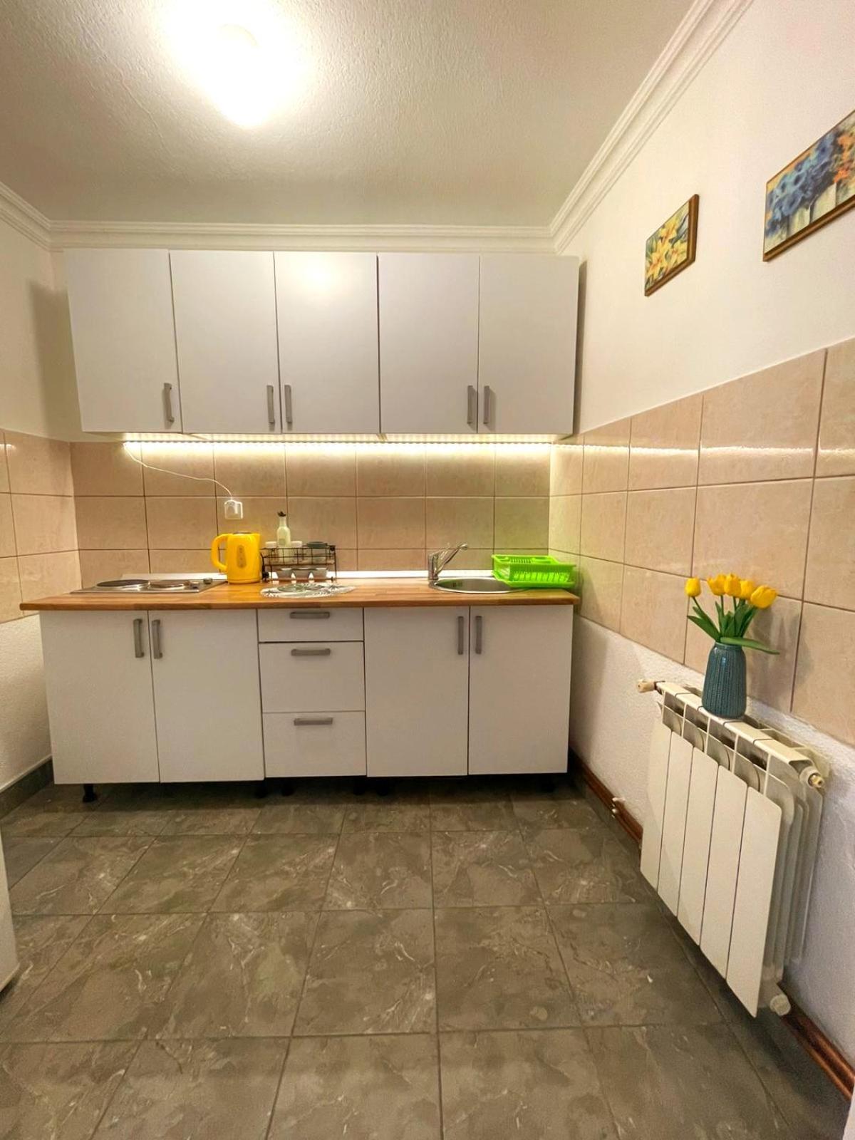 Apartament Garden Free Parking Sarajewo Pokój zdjęcie