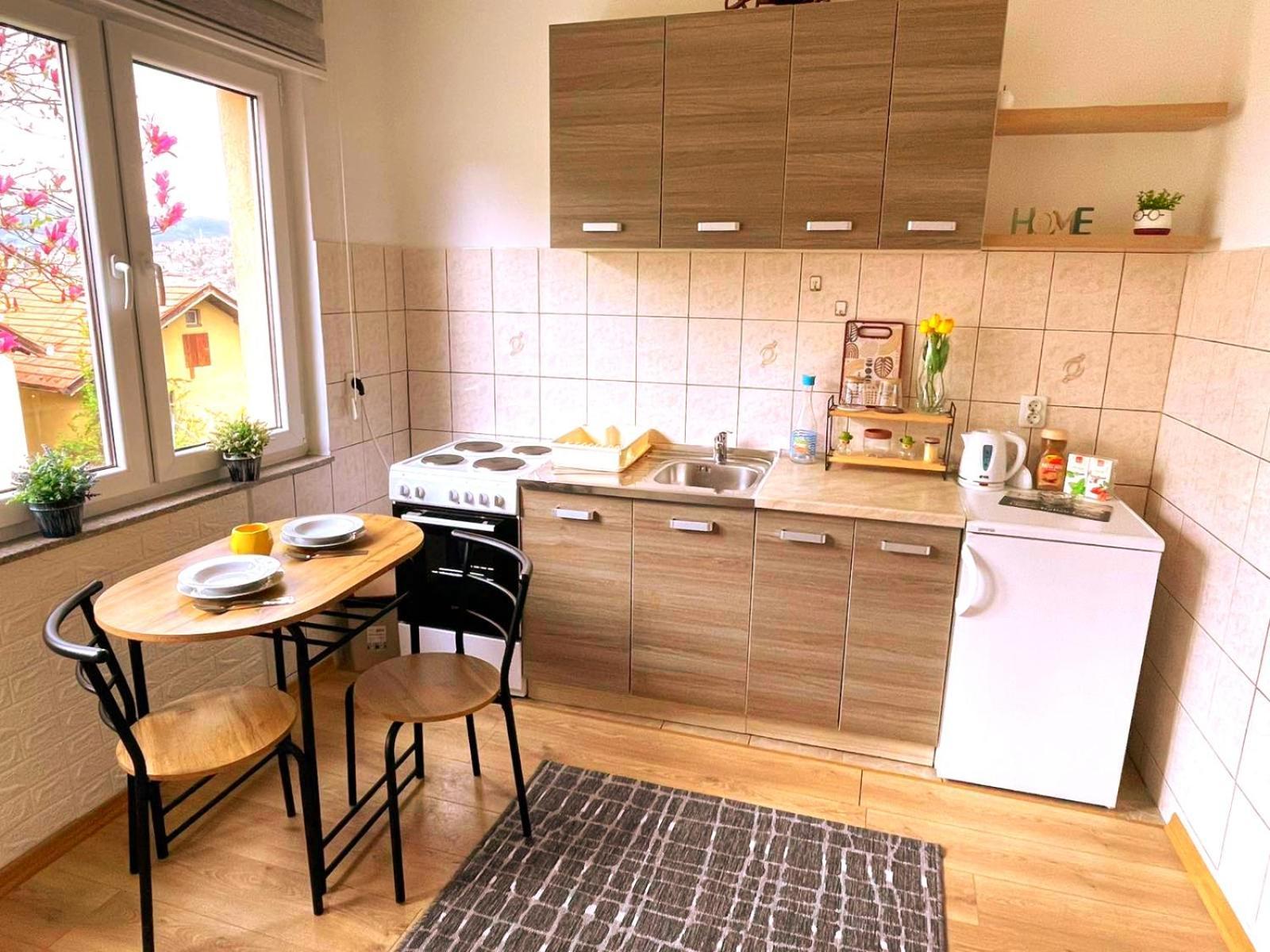 Apartament Garden Free Parking Sarajewo Zewnętrze zdjęcie