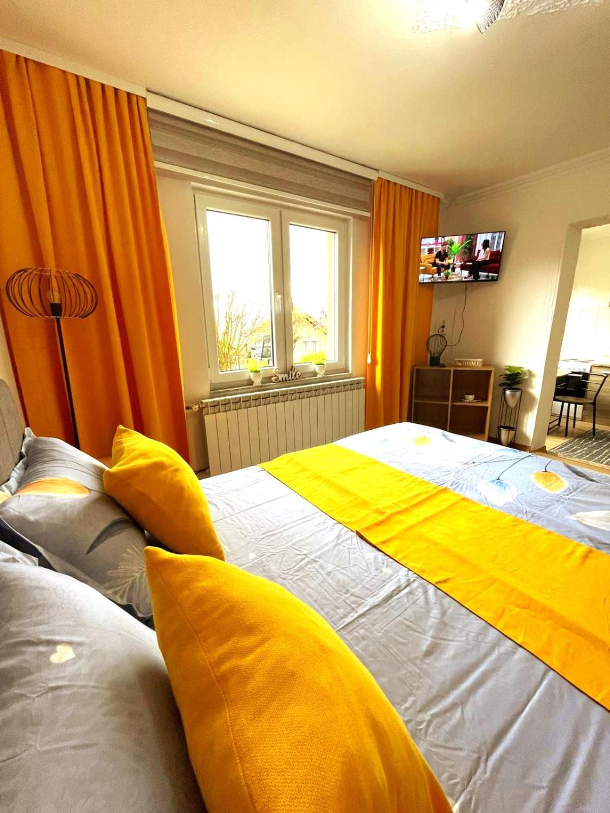 Apartament Garden Free Parking Sarajewo Zewnętrze zdjęcie