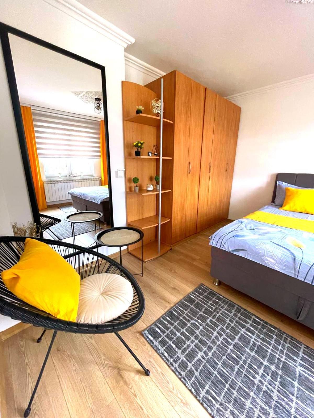 Apartament Garden Free Parking Sarajewo Zewnętrze zdjęcie